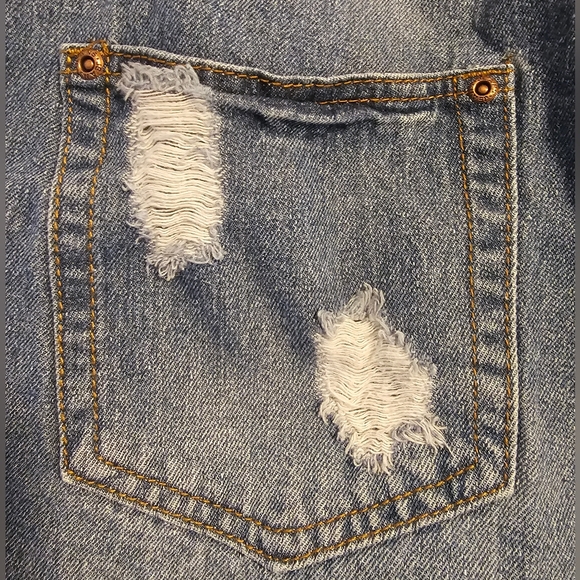 BooHoo Denim Shorts - Size US16 - Picture 3 of 7